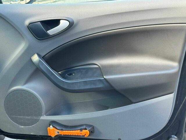 Сеат Ибица 2011 в Одессе на Automoto.ua Черный Сеат Ибица, объемом двигателя 1.2 л и пробегом 245 тыс. км за 5980 $, фото 18 на Automoto.ua