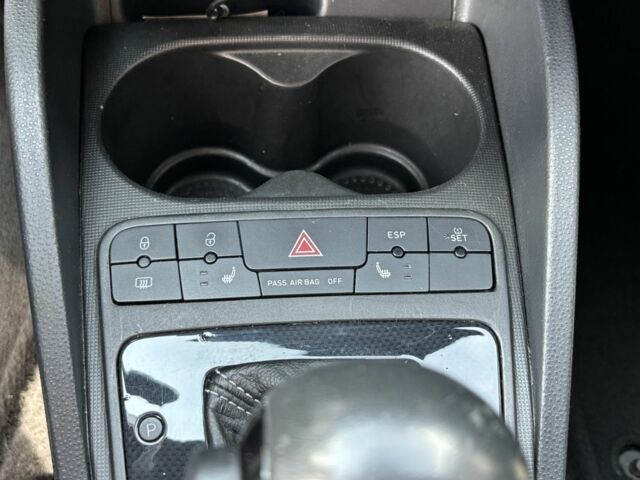 Сеат Ibiza 2011 у Києві на Automoto.ua Чорний Сеат Ibiza, об'ємом двигуна 1.4 л та пробігом 251 тис. км за 7900 $, фото 3 на Automoto.ua