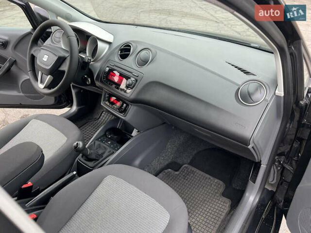 Черный Сеат Ибица, объемом двигателя 1.6 л и пробегом 213 тыс. км за 6700 $, фото 12 на Automoto.ua