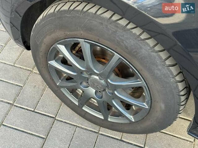 Сеат Ибица 2011 в Одессе на Automoto.ua Черный Сеат Ибица, объемом двигателя 1.2 л и пробегом 245 тыс. км за 5980 $, фото 6 на Automoto.ua