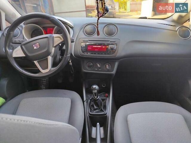 Чорний Сеат Ibiza, об'ємом двигуна 1.2 л та пробігом 145 тис. км за 6000 $, фото 4 на Automoto.ua