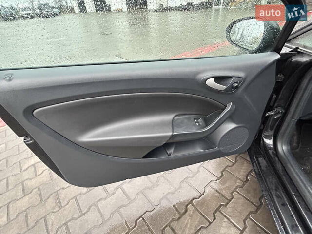 Черный Сеат Ибица, объемом двигателя 1.4 л и пробегом 171 тыс. км за 9100 $, фото 17 на Automoto.ua