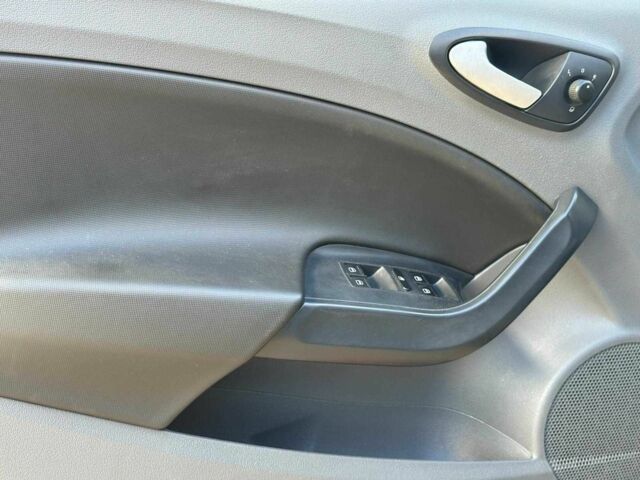 Сеат Ибица 2011 в Одессе на Automoto.ua Черный Сеат Ибица, объемом двигателя 1.2 л и пробегом 245 тыс. км за 5980 $, фото 8 на Automoto.ua