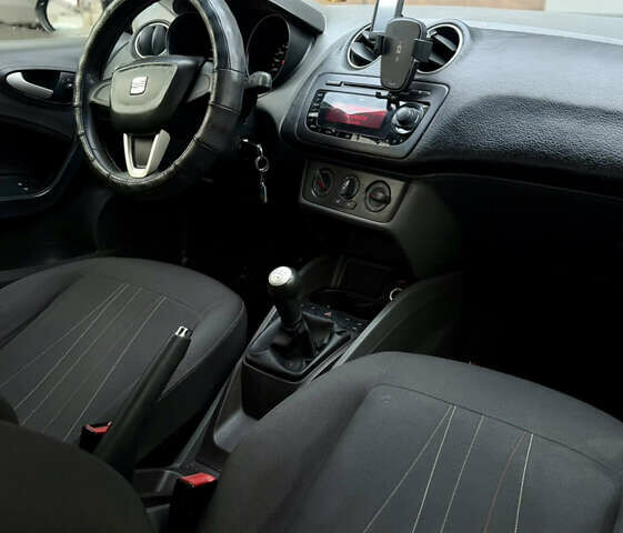 Черный Сеат Ибица, объемом двигателя 1.2 л и пробегом 199 тыс. км за 4899 $, фото 13 на Automoto.ua