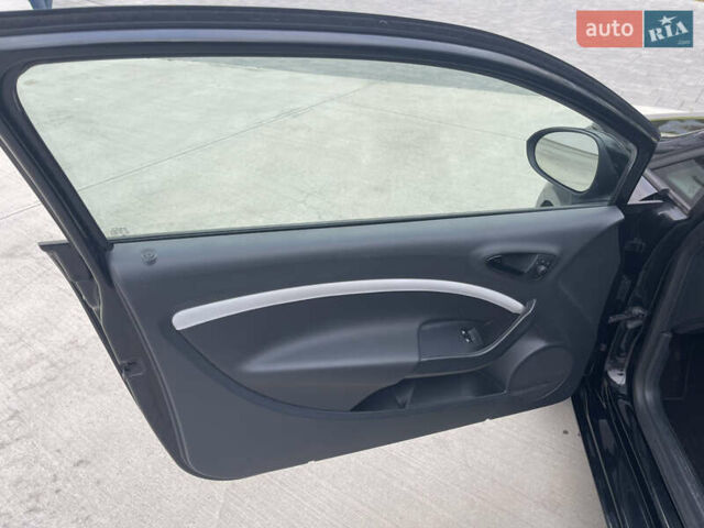 Чорний Сеат Ibiza, об'ємом двигуна 1.4 л та пробігом 198 тис. км за 8000 $, фото 8 на Automoto.ua