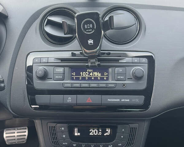 Чорний Сеат Ibiza, об'ємом двигуна 1.4 л та пробігом 198 тис. км за 8700 $, фото 17 на Automoto.ua