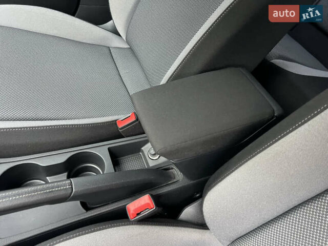 Черный Сеат Ибица, объемом двигателя 1 л и пробегом 32 тыс. км за 15900 $, фото 75 на Automoto.ua