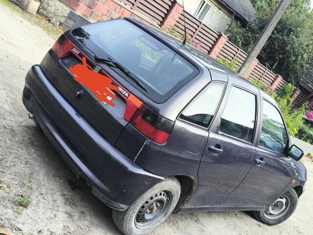 Чорний Сеат Ibiza, об'ємом двигуна 1 л та пробігом 200 тис. км за 946 $, фото 3 на Automoto.ua