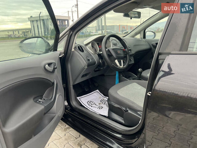 Сеат Ибица 2009 в Хусте на Automoto.ua Черный Сеат Ибица, объемом двигателя 1.39 л и пробегом 220 тыс. км за 5400 $, фото 22 на Automoto.ua