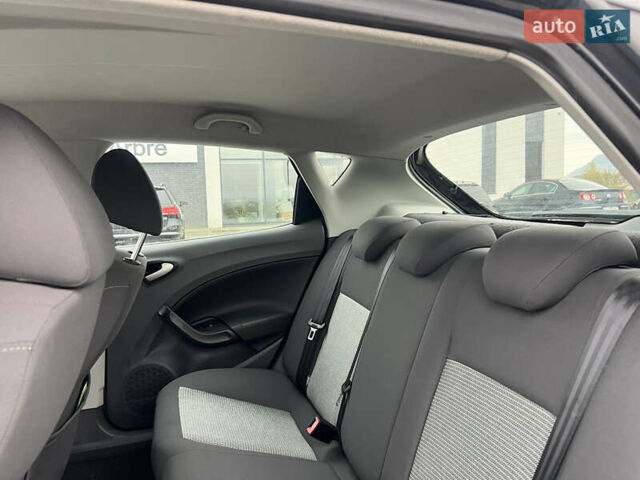 Сеат Ибица 2009 в Хусте на Automoto.ua Черный Сеат Ибица, объемом двигателя 1.39 л и пробегом 220 тыс. км за 5400 $, фото 31 на Automoto.ua