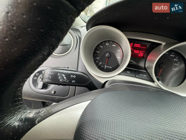 Черный Сеат Ибица, объемом двигателя 1.2 л и пробегом 205 тыс. км за 6900 $, фото 18 на Automoto.ua