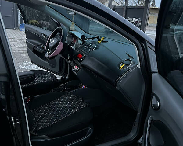 Чорний Сеат Ibiza, об'ємом двигуна 1.2 л та пробігом 241 тис. км за 5400 $, фото 16 на Automoto.ua