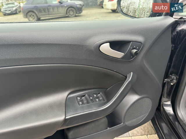 Черный Сеат Ибица, объемом двигателя 1.2 л и пробегом 205 тыс. км за 6900 $, фото 9 на Automoto.ua