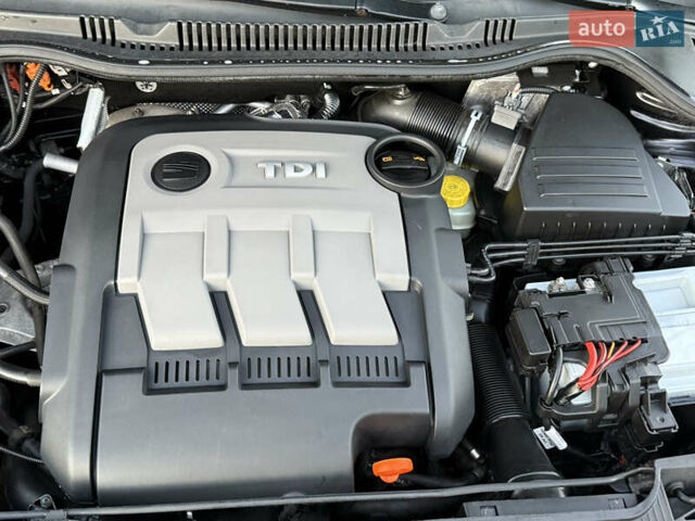 Черный Сеат Ибица, объемом двигателя 1.2 л и пробегом 210 тыс. км за 5600 $, фото 31 на Automoto.ua