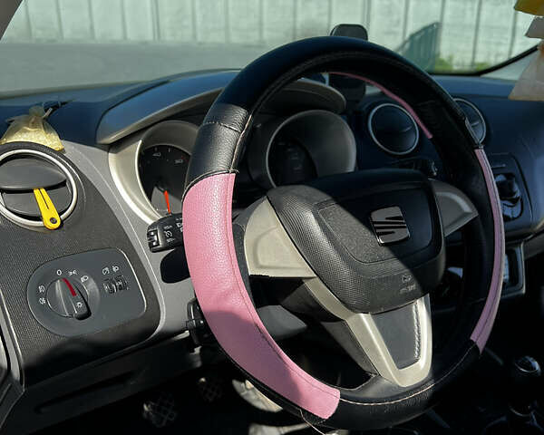 Чорний Сеат Ibiza, об'ємом двигуна 1.2 л та пробігом 241 тис. км за 5400 $, фото 15 на Automoto.ua