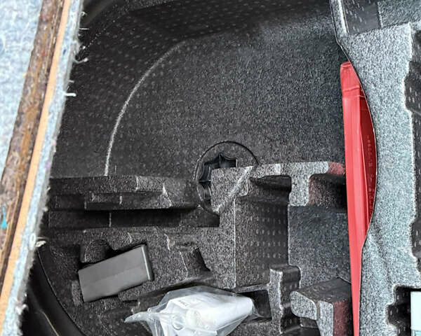 Черный Сеат Ибица, объемом двигателя 1.2 л и пробегом 210 тыс. км за 5600 $, фото 24 на Automoto.ua