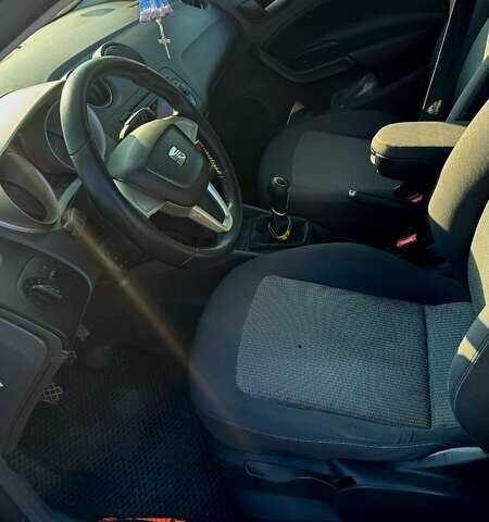 Черный Сеат Ибица, объемом двигателя 1.2 л и пробегом 224 тыс. км за 5400 $, фото 8 на Automoto.ua