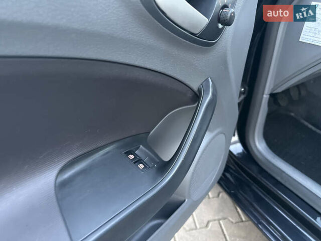 Черный Сеат Ибица, объемом двигателя 1.6 л и пробегом 247 тыс. км за 5500 $, фото 20 на Automoto.ua