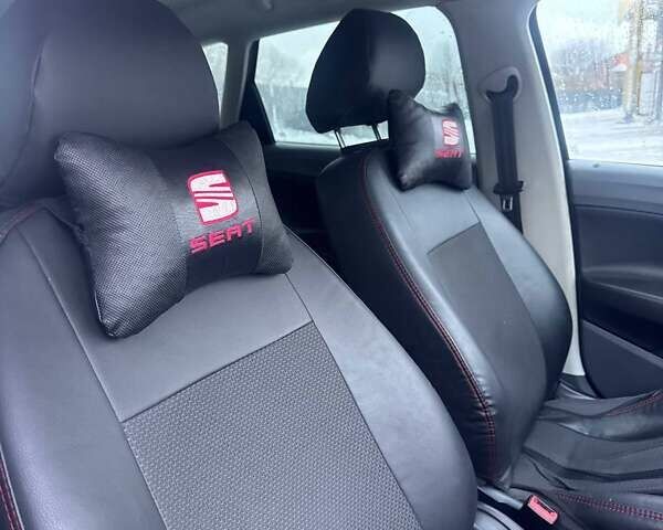 Черный Сеат Ибица, объемом двигателя 1.6 л и пробегом 268 тыс. км за 6198 $, фото 32 на Automoto.ua