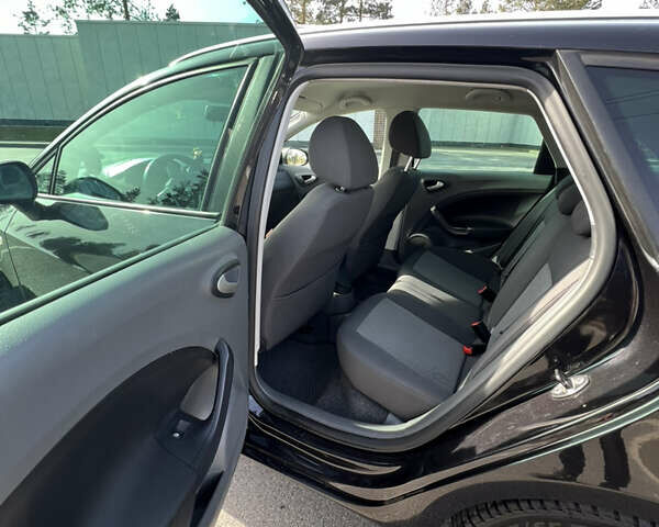 Чорний Сеат Ibiza, об'ємом двигуна 1.2 л та пробігом 242 тис. км за 4500 $, фото 6 на Automoto.ua