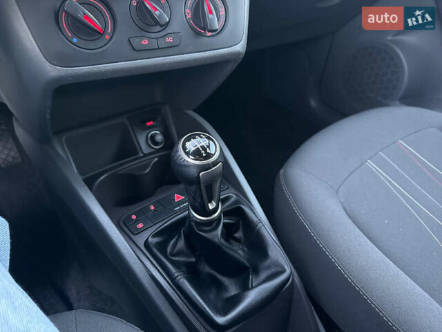 Черный Сеат Ибица, объемом двигателя 1.6 л и пробегом 247 тыс. км за 5500 $, фото 31 на Automoto.ua