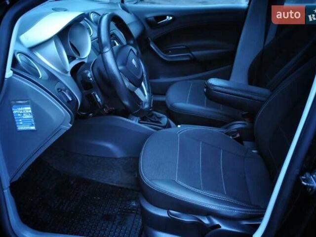 Черный Сеат Ибица, объемом двигателя 1.2 л и пробегом 190 тыс. км за 6000 $, фото 2 на Automoto.ua