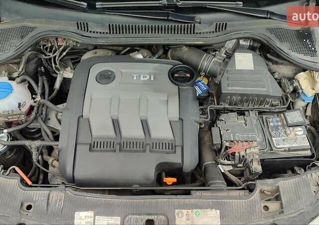 Сеат Ibiza 2011 у Львові на Automoto.ua Чорний Сеат Ibiza, об'ємом двигуна 1.2 л та пробігом 270 тис. км за 5100 $, фото 9 на Automoto.ua