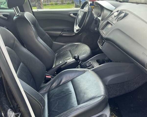 Черный Сеат Ибица, объемом двигателя 1.2 л и пробегом 252 тыс. км за 2300 $, фото 3 на Automoto.ua