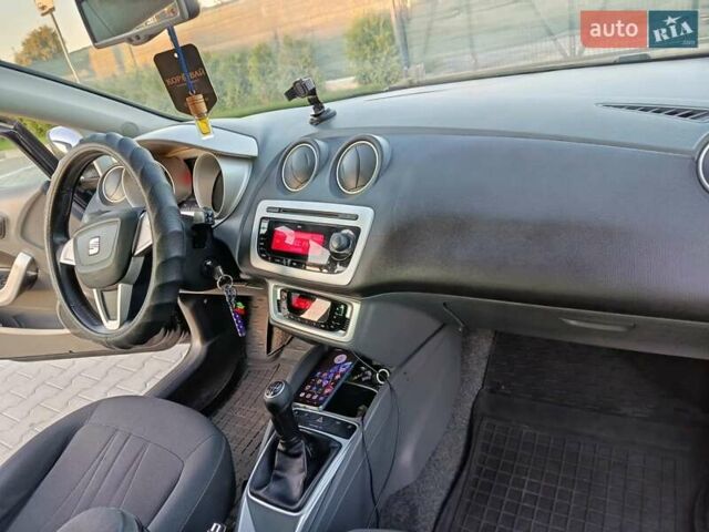 Черный Сеат Ибица, объемом двигателя 1.2 л и пробегом 256 тыс. км за 5700 $, фото 7 на Automoto.ua