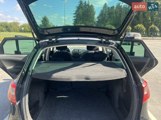 Сеат Ibiza 2011 у Радехове на Automoto.ua Чорний Сеат Ibiza, об'ємом двигуна 1.2 л та пробігом 229 тис. км за 5900 $, фото 12 на Automoto.ua