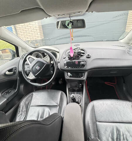 Сеат Ибица 2011 в Камень-Каширский на Automoto.ua Черный Сеат Ибица, объемом двигателя 1.2 л и пробегом 244 тыс. км за 5200 $, фото 7 на Automoto.ua