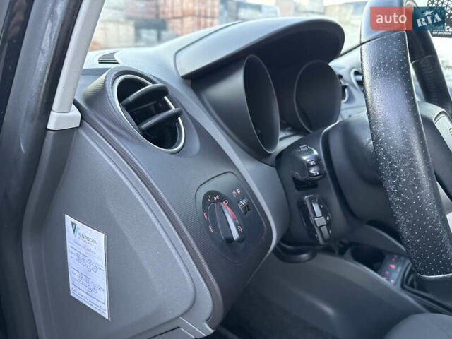 Черный Сеат Ибица, объемом двигателя 1.6 л и пробегом 247 тыс. км за 5500 $, фото 22 на Automoto.ua