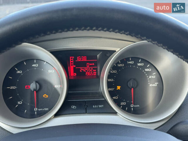Чорний Сеат Ibiza, об'ємом двигуна 1.2 л та пробігом 242 тис. км за 5999 $, фото 8 на Automoto.ua