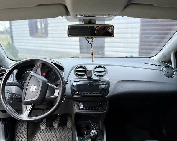 Черный Сеат Ибица, объемом двигателя 1.2 л и пробегом 230 тыс. км за 4950 $, фото 7 на Automoto.ua