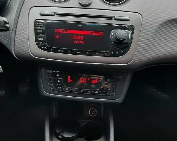 Черный Сеат Ибица, объемом двигателя 1.2 л и пробегом 240 тыс. км за 5250 $, фото 44 на Automoto.ua