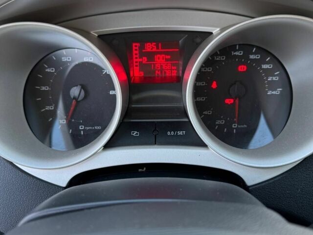 Черный Сеат Ибица, объемом двигателя 0 л и пробегом 119 тыс. км за 7500 $, фото 6 на Automoto.ua