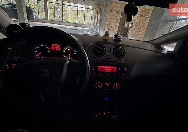 Сеат Ибица 2012 в Днепре (Днепропетровске) на Automoto.ua Черный Сеат Ибица, объемом двигателя 1.2 л и пробегом 200 тыс. км за 6500 $, фото 16 на Automoto.ua