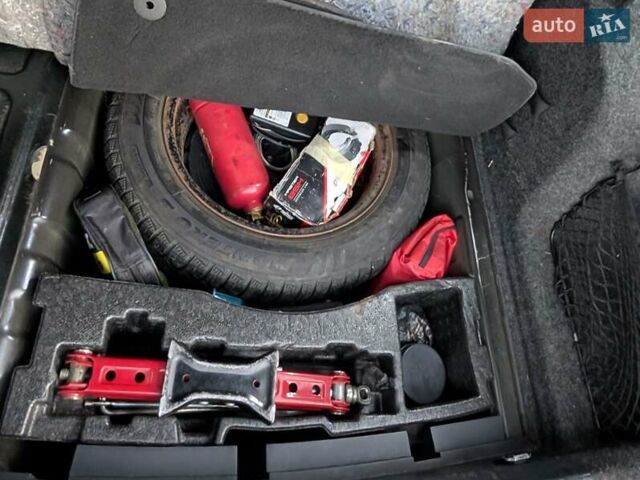 Черный Сеат Ибица, объемом двигателя 1.2 л и пробегом 256 тыс. км за 5000 $, фото 23 на Automoto.ua