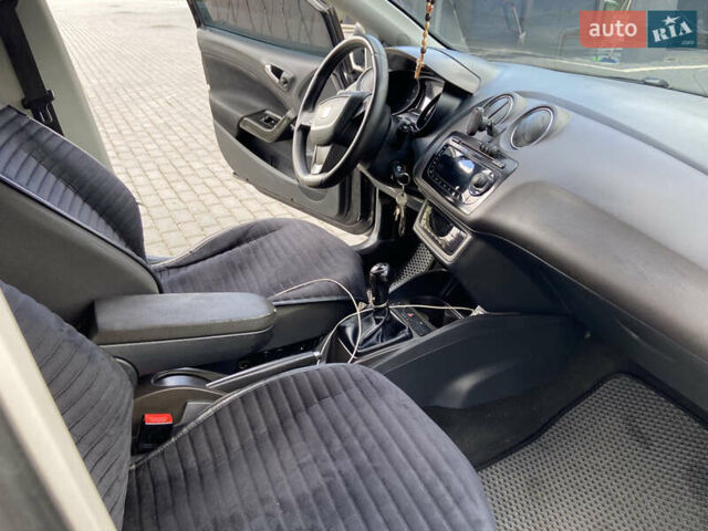 Чорний Сеат Ibiza, об'ємом двигуна 1.2 л та пробігом 266 тис. км за 4500 $, фото 6 на Automoto.ua