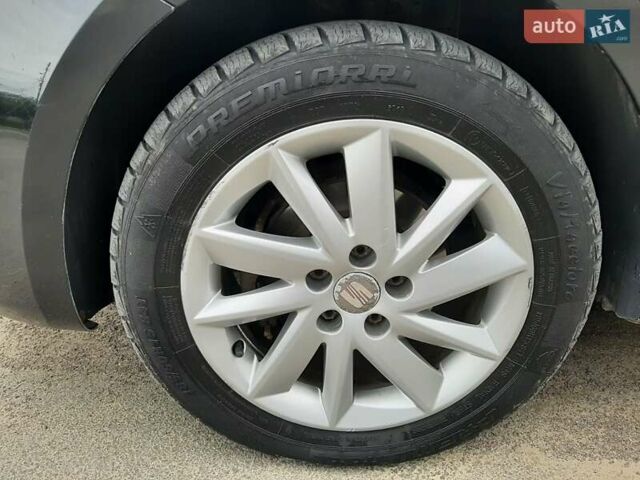 Черный Сеат Ибица, объемом двигателя 1.2 л и пробегом 240 тыс. км за 5250 $, фото 56 на Automoto.ua