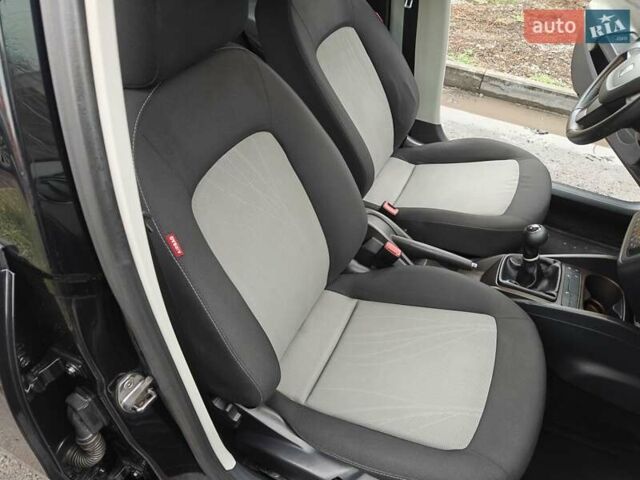 Чорний Сеат Ibiza, об'ємом двигуна 1.6 л та пробігом 235 тис. км за 6900 $, фото 77 на Automoto.ua