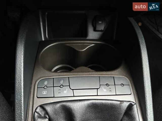 Чорний Сеат Ibiza, об'ємом двигуна 1.6 л та пробігом 235 тис. км за 6900 $, фото 10 на Automoto.ua