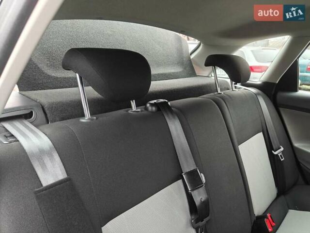 Чорний Сеат Ibiza, об'ємом двигуна 1.6 л та пробігом 235 тис. км за 6900 $, фото 74 на Automoto.ua