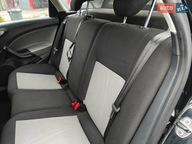 Чорний Сеат Ibiza, об'ємом двигуна 1.6 л та пробігом 235 тис. км за 6900 $, фото 72 на Automoto.ua