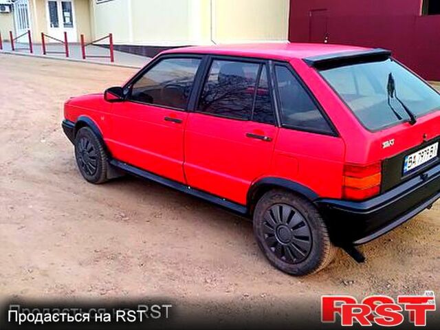 Красный Сеат Ибица, объемом двигателя 1.2 л и пробегом 0 тыс. км за 850 $, фото 2 на Automoto.ua