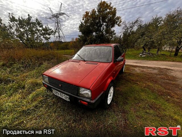 Красный Сеат Ибица, объемом двигателя 1.2 л и пробегом 0 тыс. км за 700 $, фото 1 на Automoto.ua