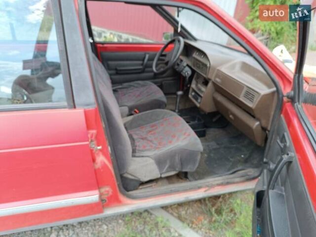Червоний Сеат Ibiza, об'ємом двигуна 0 л та пробігом 204 тис. км за 800 $, фото 3 на Automoto.ua