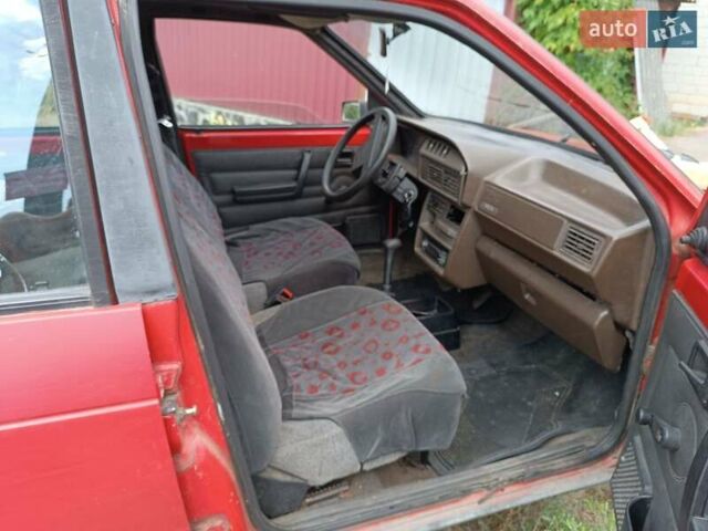 Червоний Сеат Ibiza, об'ємом двигуна 0 л та пробігом 204 тис. км за 800 $, фото 4 на Automoto.ua