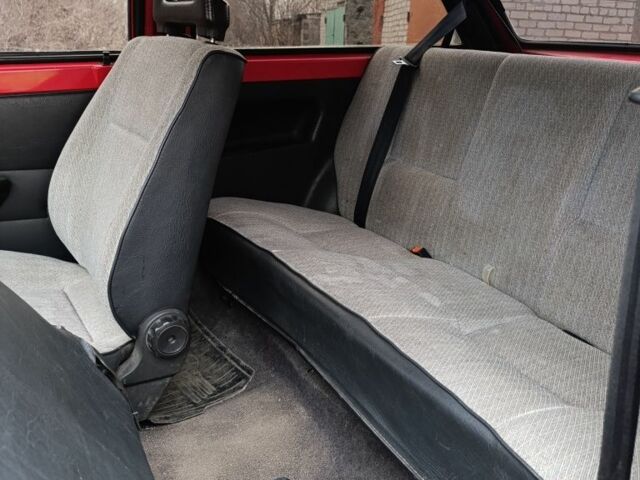 Червоний Сеат Ibiza, об'ємом двигуна 1.2 л та пробігом 142 тис. км за 1301 $, фото 5 на Automoto.ua