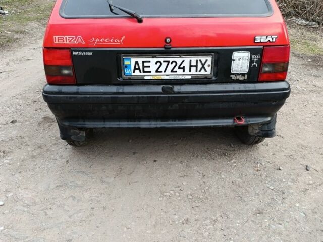 Червоний Сеат Ibiza, об'ємом двигуна 1.2 л та пробігом 142 тис. км за 1301 $, фото 7 на Automoto.ua